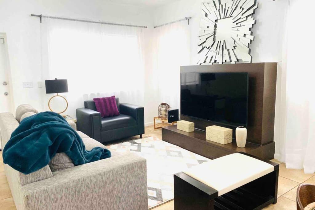 Xanadu Villas - 3 Bedroom House Or 2 Bedroom Apartment Miami Eksteriør bilde